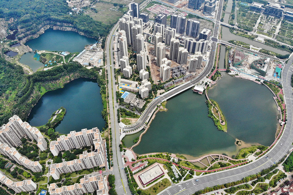 位于南沙区蕉门河中心区的凤凰湖(刘伟摄)